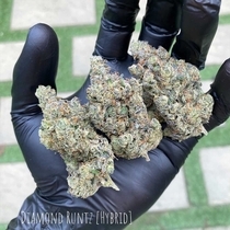 Diamond Runtz Feminized (Always be flowering genetics)BF Genetics) Cannabis Seeds